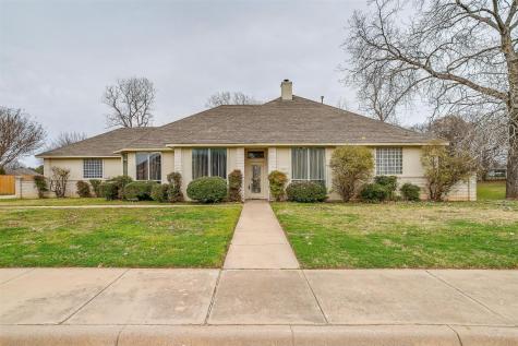 515 Cardinal Ridge Road Burleson TX 76028