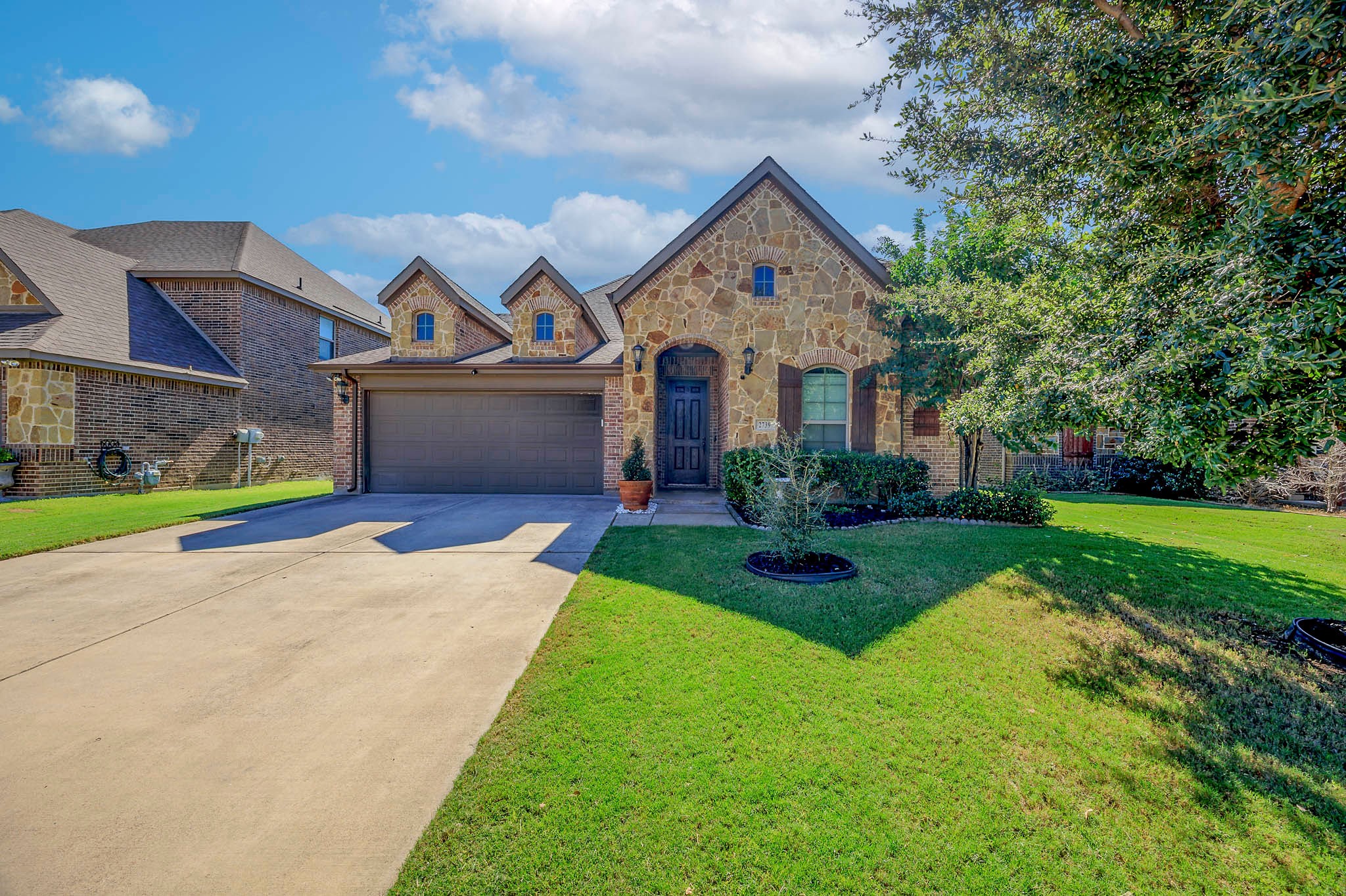 2739 Elmwood Drive Burleson TX 76028