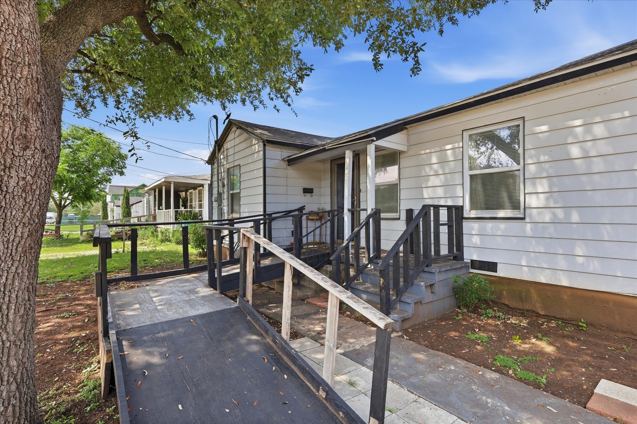 6807 Prosper Street Dallas TX 75209