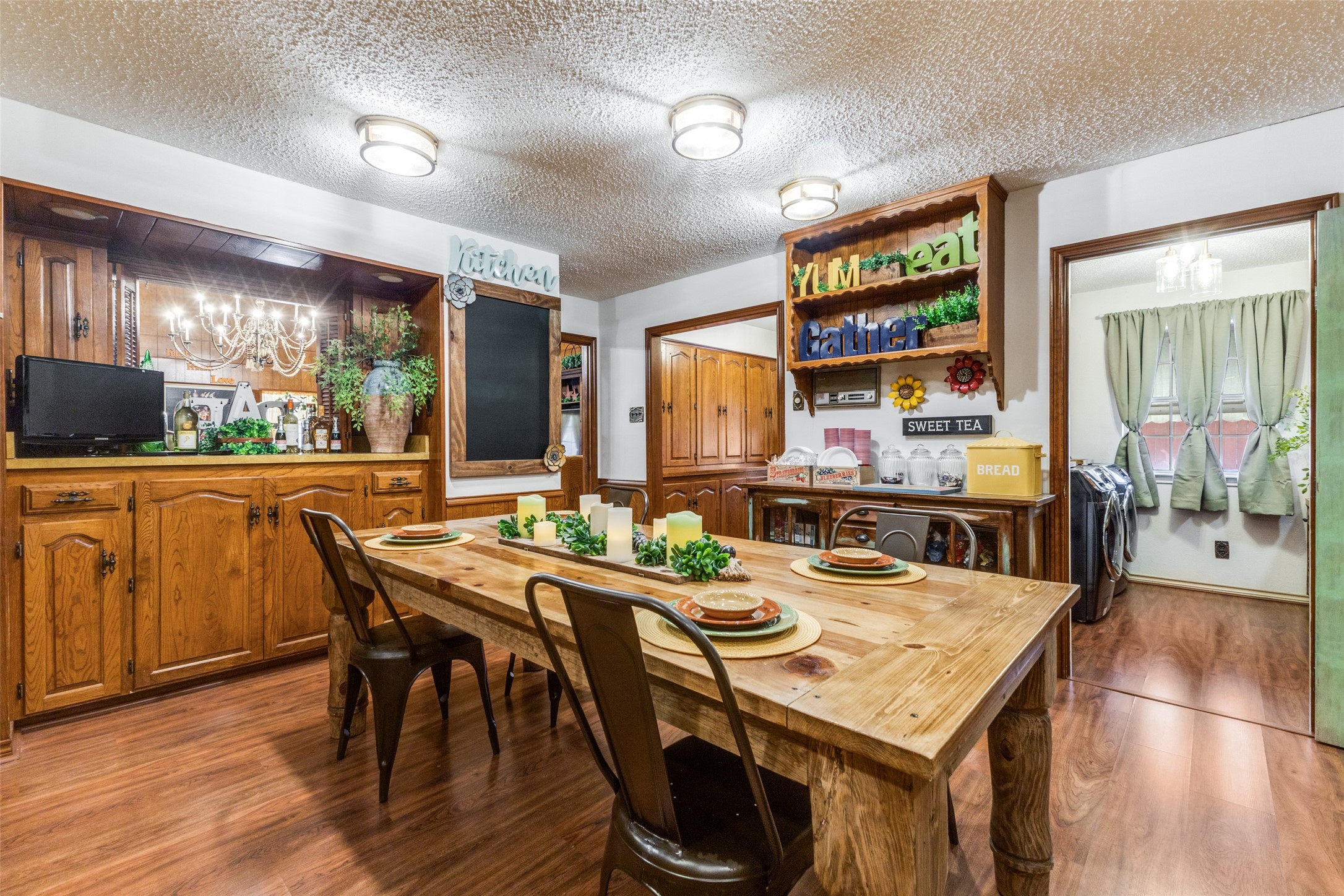 10615 Old Seagoville Road Dallas TX 75217