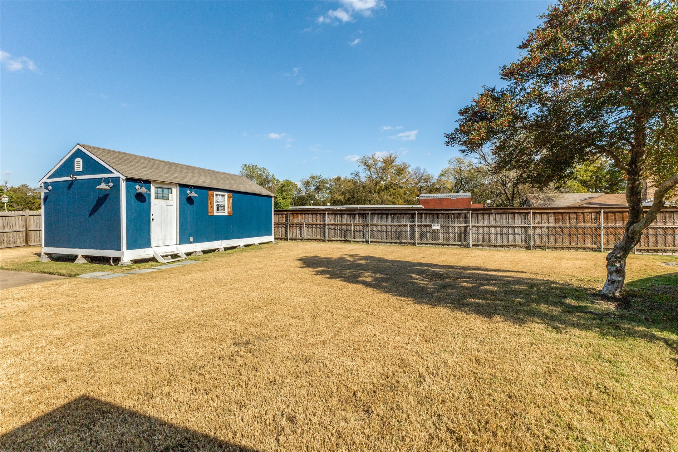 10615 Old Seagoville Road Dallas TX 75217
