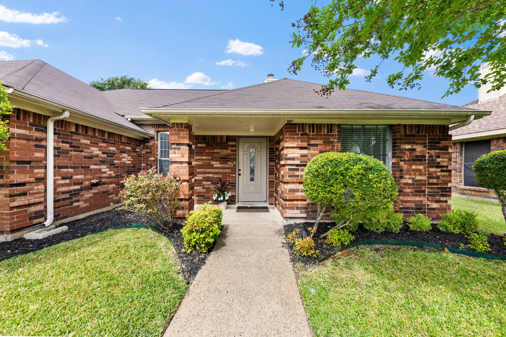 1017 Micarta Drive Mesquite TX 75181