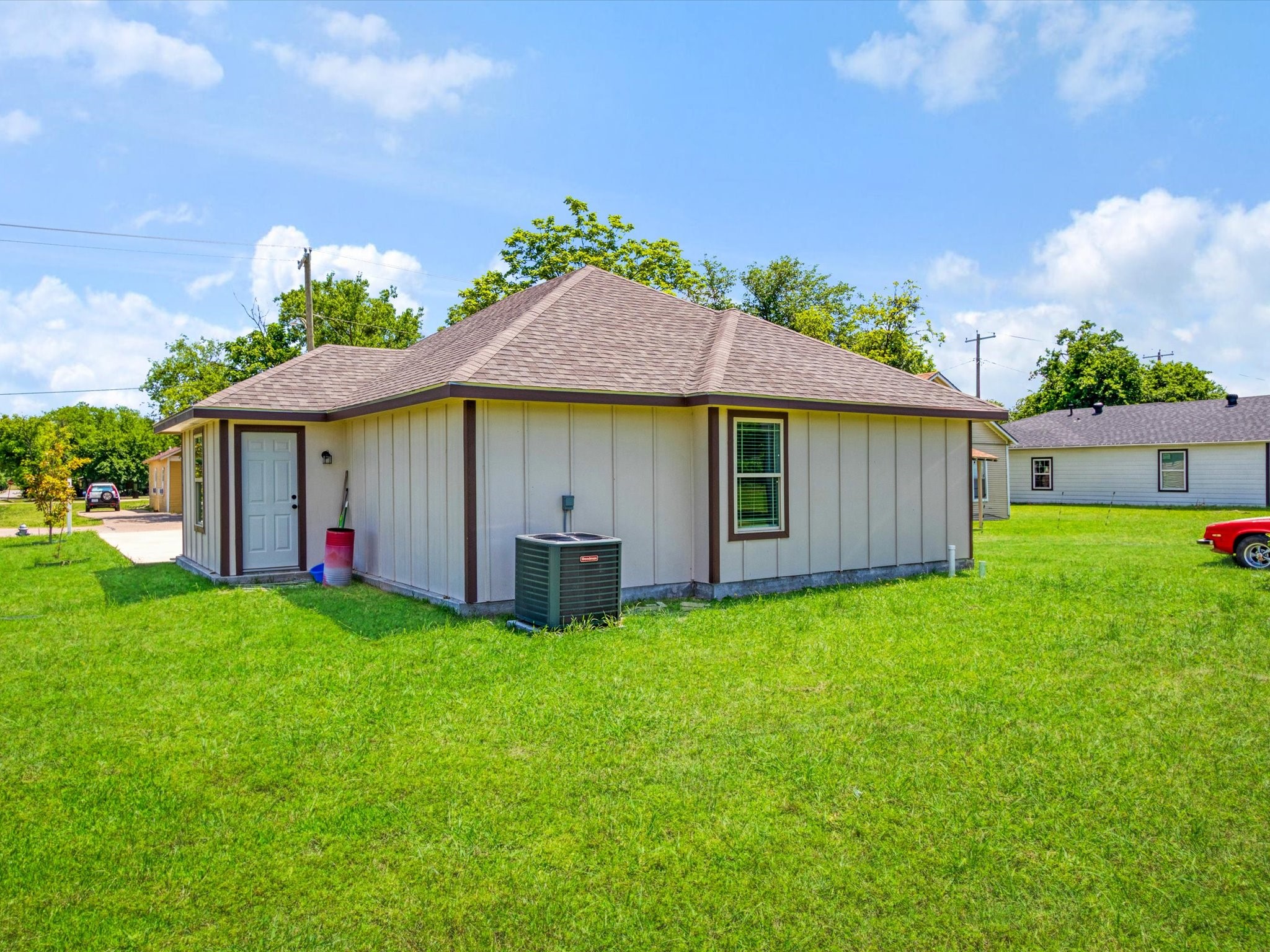 308 Avenue A Ennis TX 75119