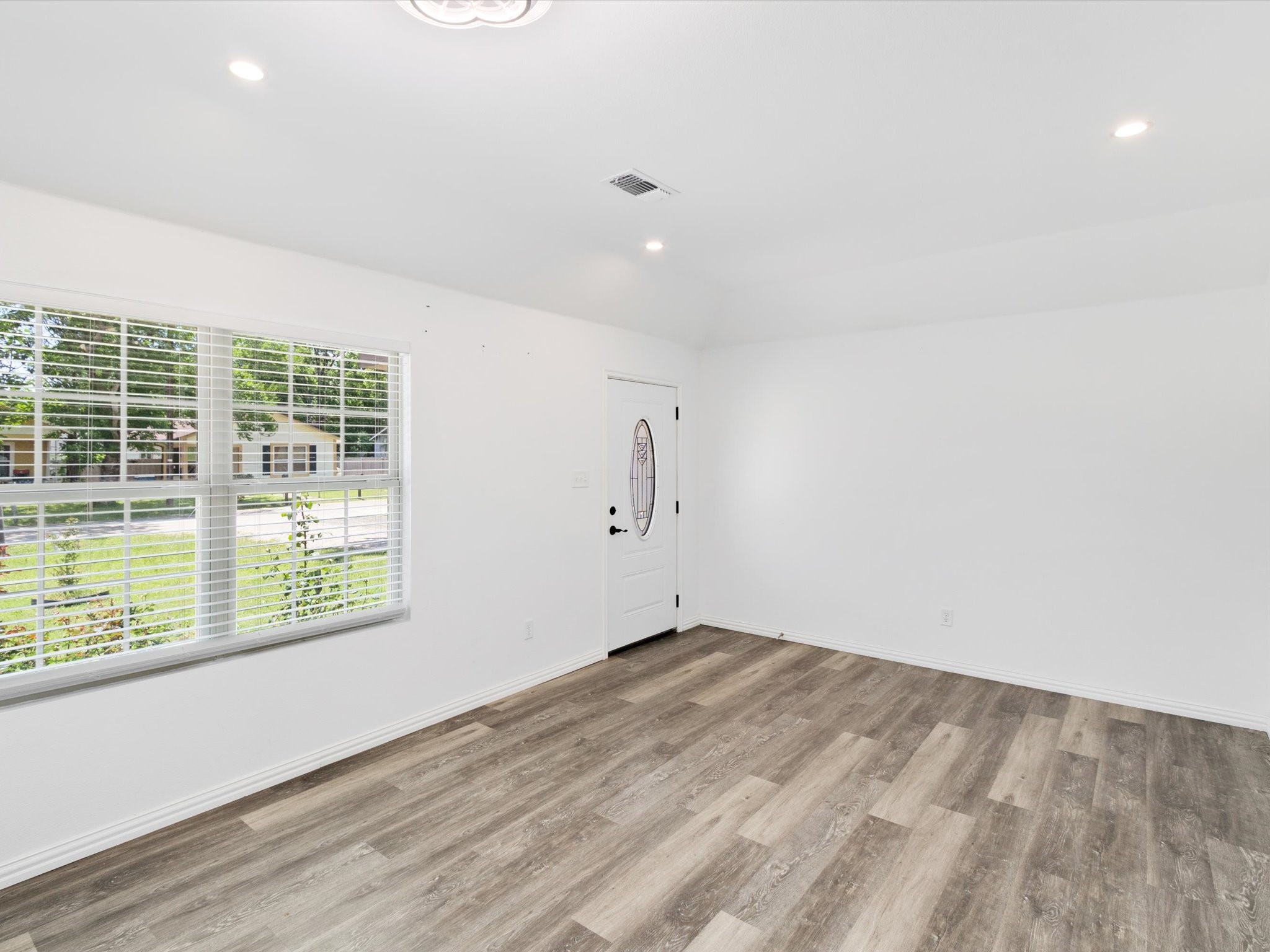 308 Avenue A Ennis TX 75119