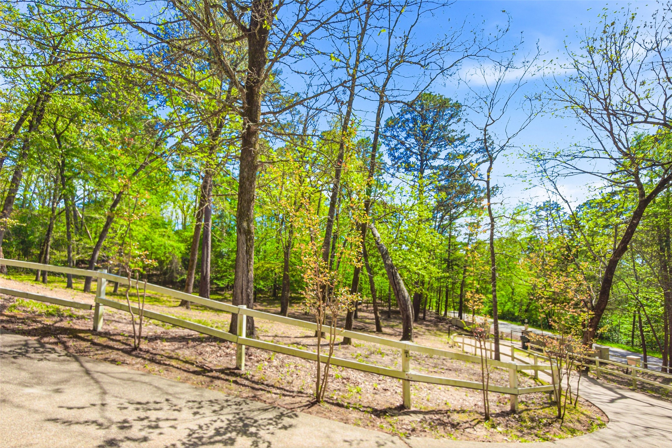 18737 Oakbrook Road Tyler TX 75703