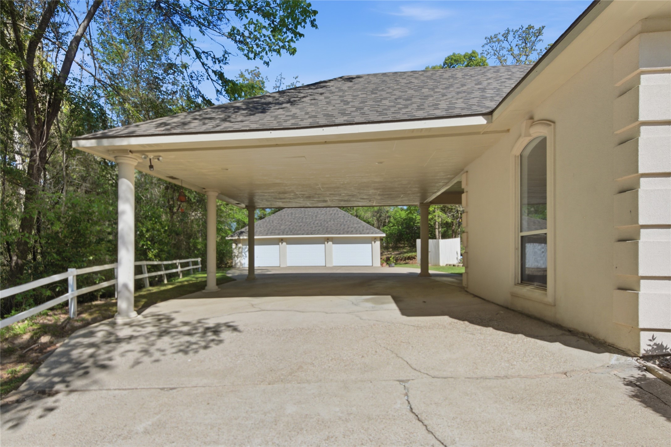 18737 Oakbrook Road Tyler TX 75703