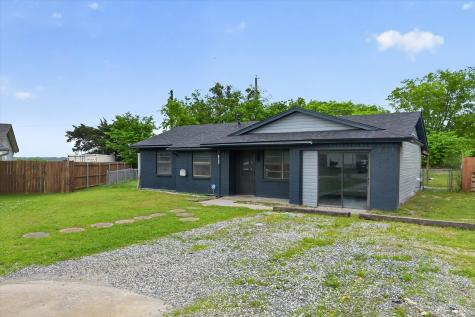 1220 Mckinney Street Van Alstyne TX 75495