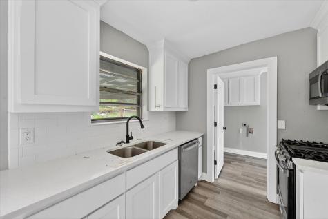 1220 Mckinney Street Van Alstyne TX 75495