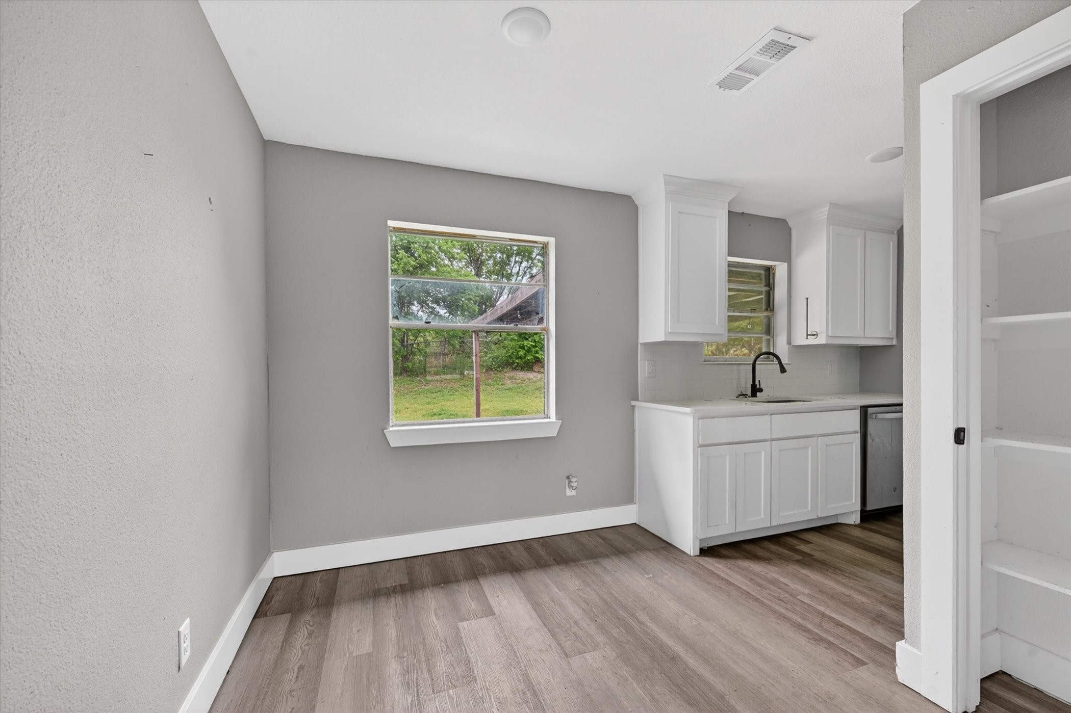 1220 Mckinney Street Van Alstyne TX 75495