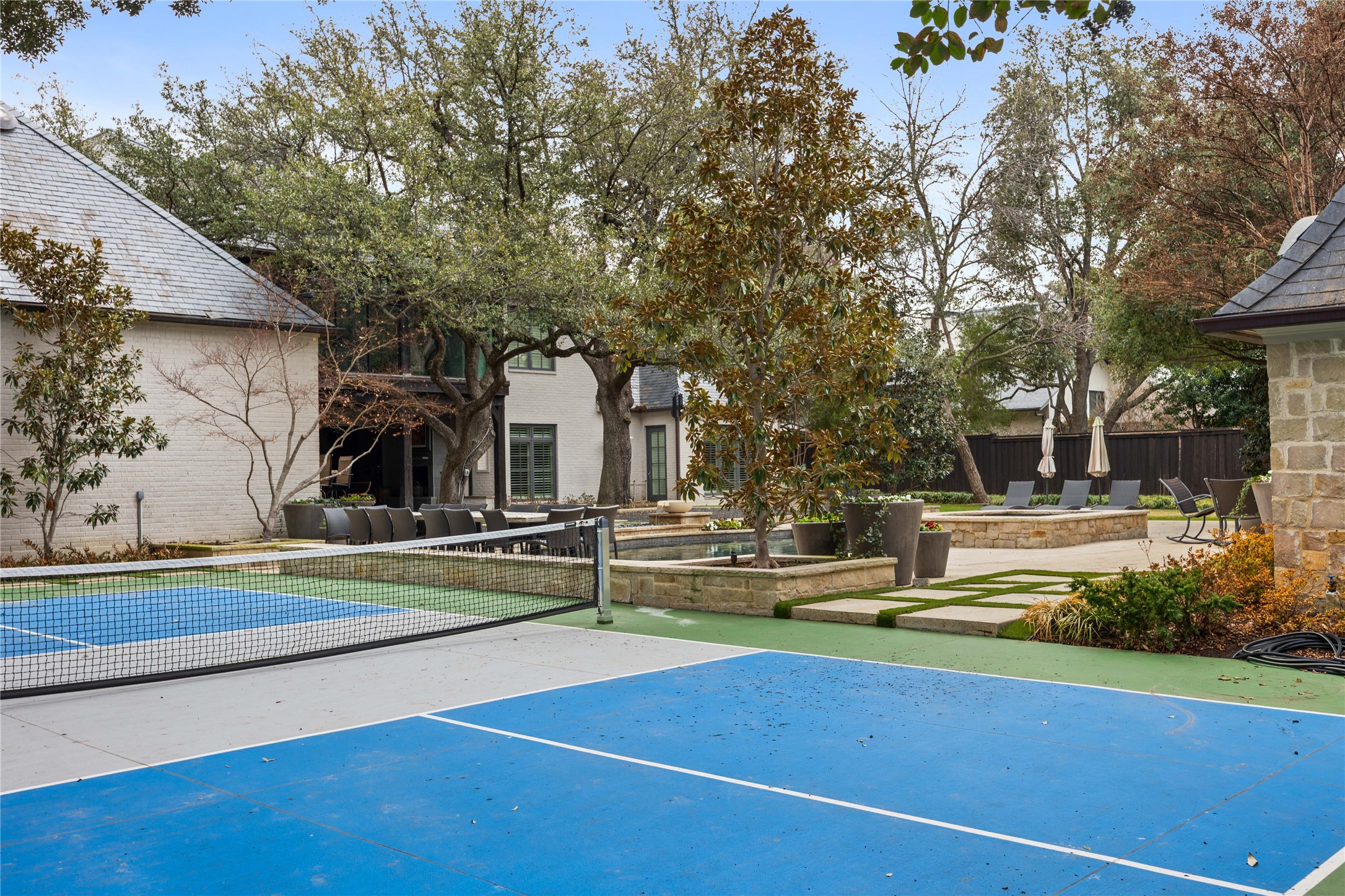 9525 Alva Court Dallas TX 75220