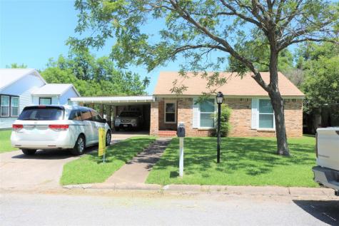 1920 Liberty Street Bonham TX 75418