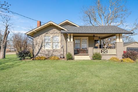 130 W Division Street Blossom TX 75416