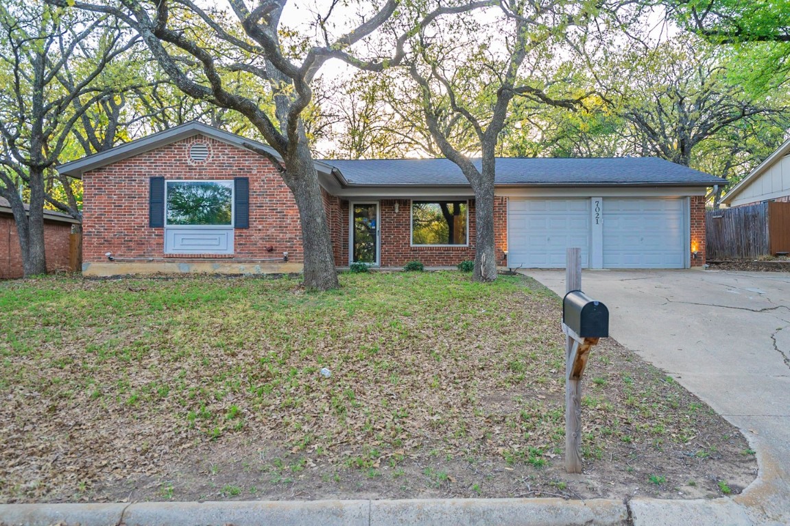 7021 Lowery Lane North Richland Hills TX 76182