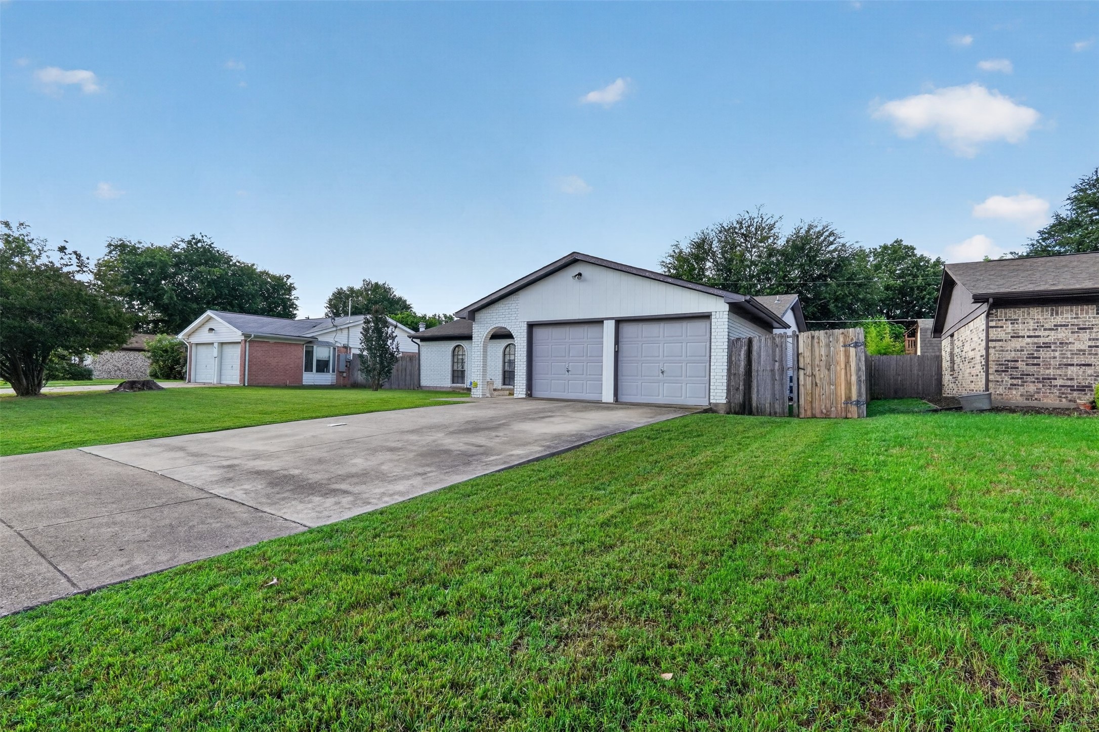 1212 Manning Street Benbrook TX 76126