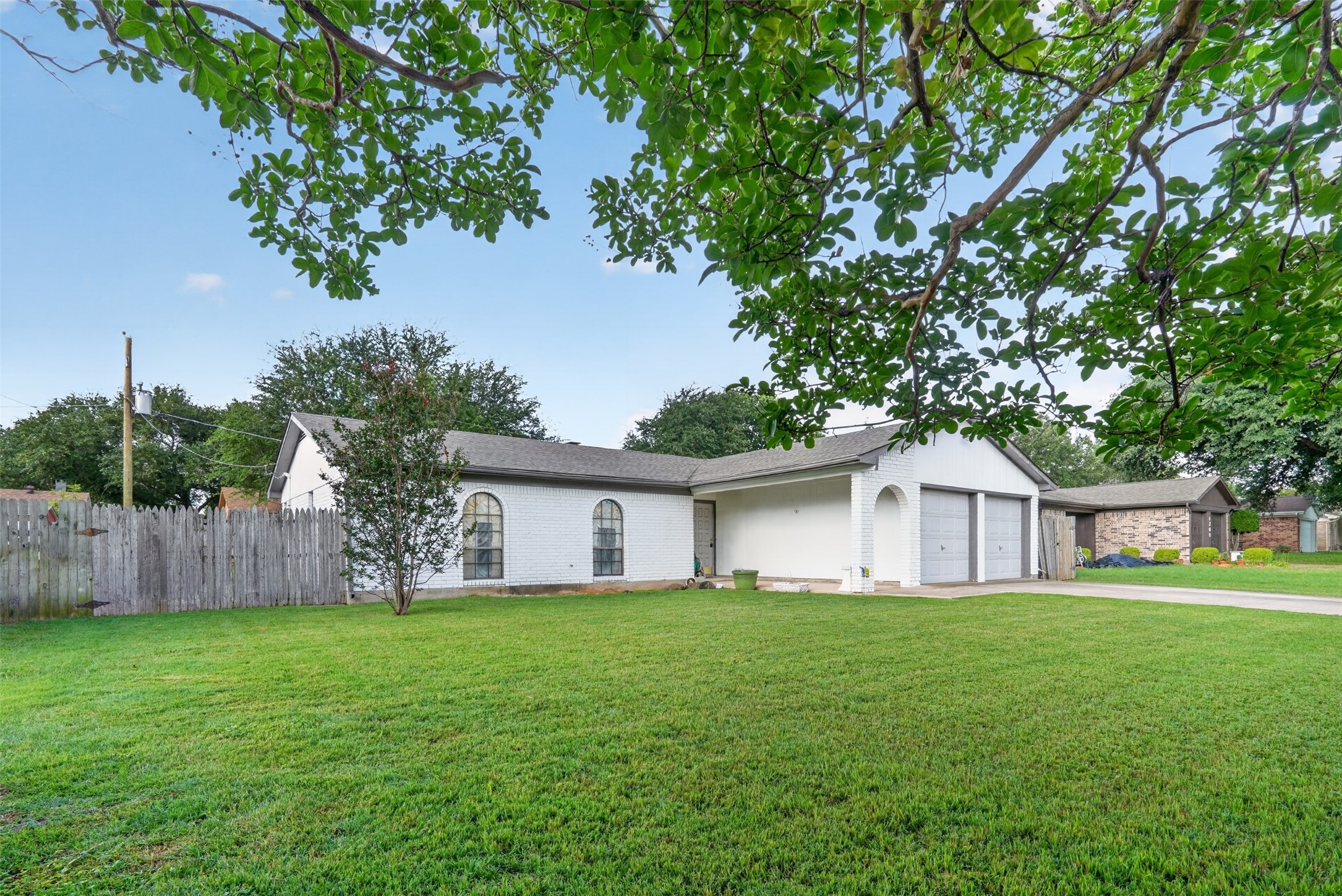 1212 Manning Street Benbrook TX 76126