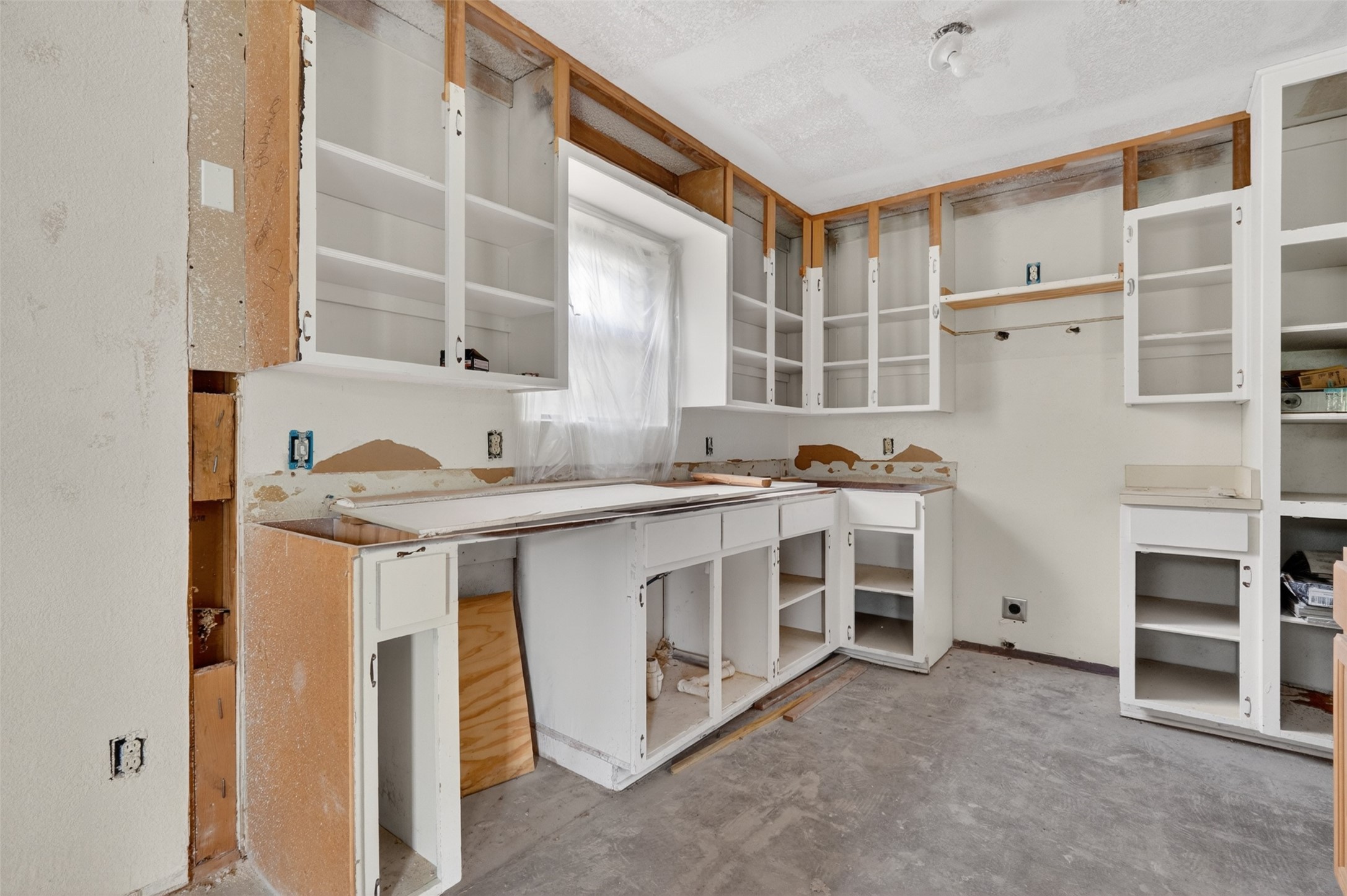 1212 Manning Street Benbrook TX 76126
