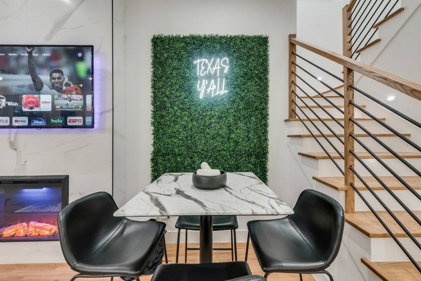2015 S Ewing Avenue Dallas TX 75216
