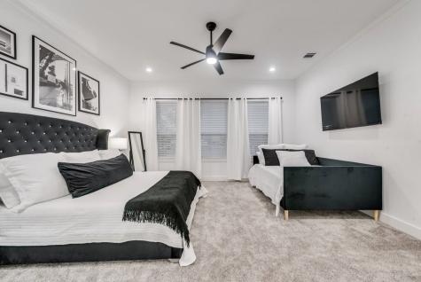 2015 S Ewing Avenue Dallas TX 75216