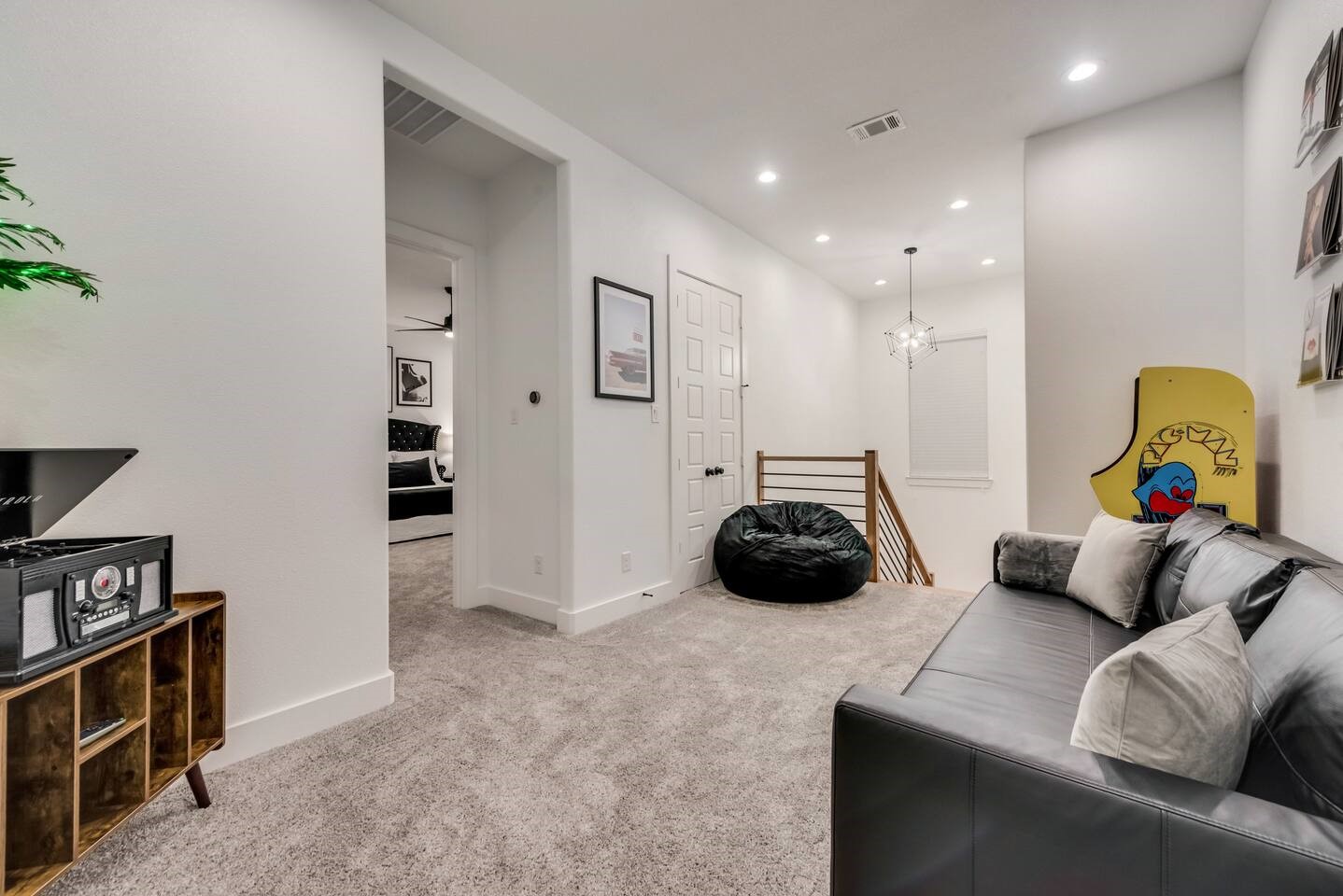 2015 S Ewing Avenue Dallas TX 75216