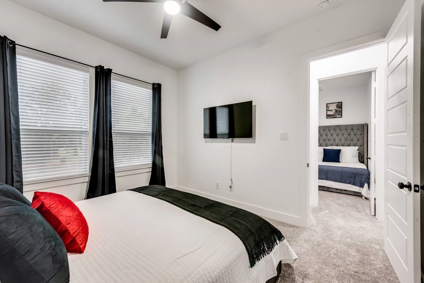2015 S Ewing Avenue Dallas TX 75216