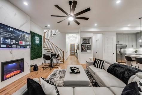 2015 S Ewing Avenue Dallas TX 75216