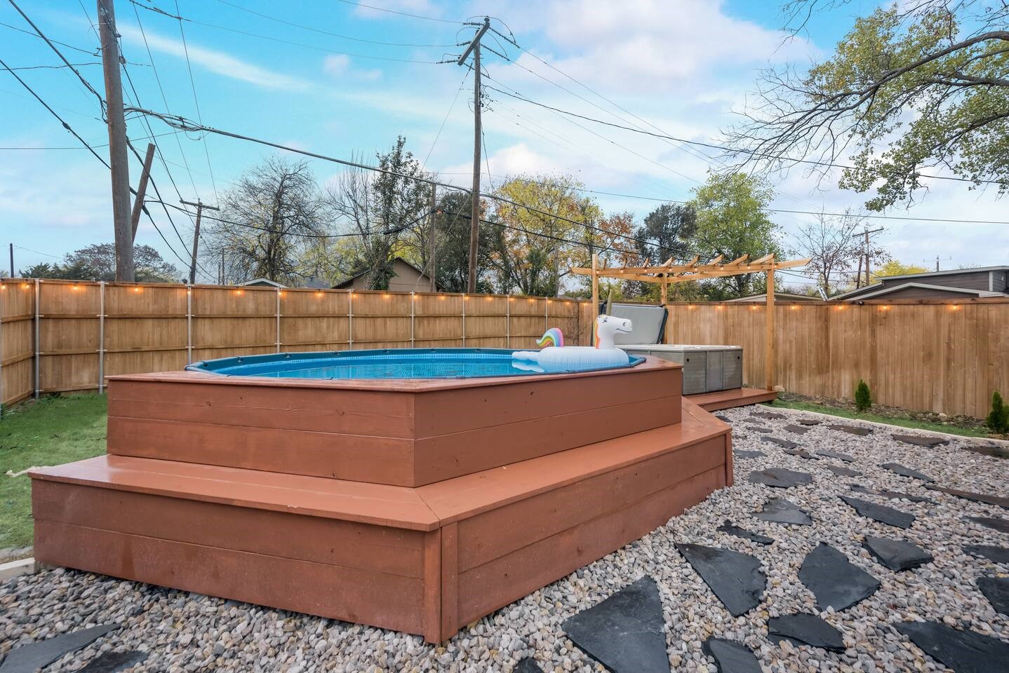2015 S Ewing Avenue Dallas TX 75216