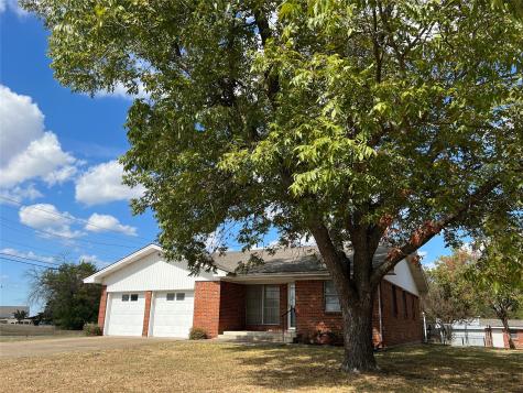 3212 Bonham Street Greenville TX 75402