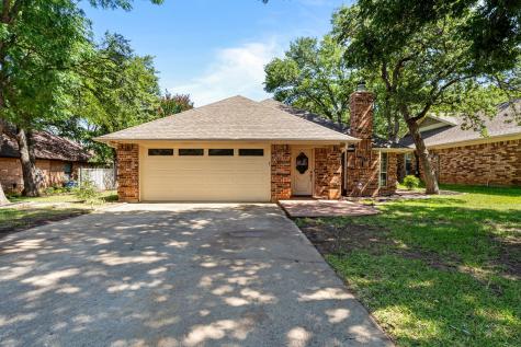 7509 Woodhaven Drive North Richland Hills TX 76182