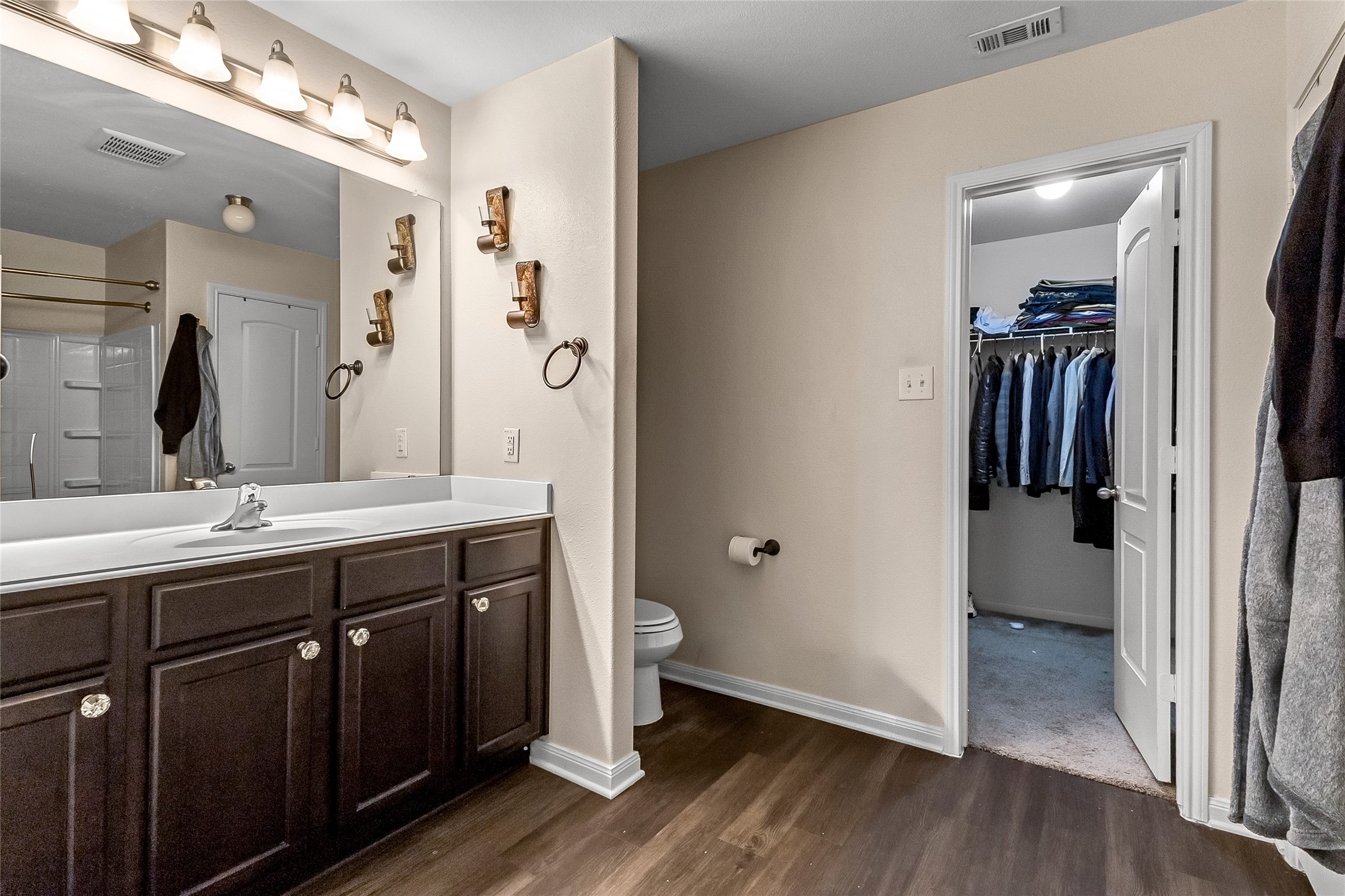 1478 Barrel Drive Dallas TX 75253