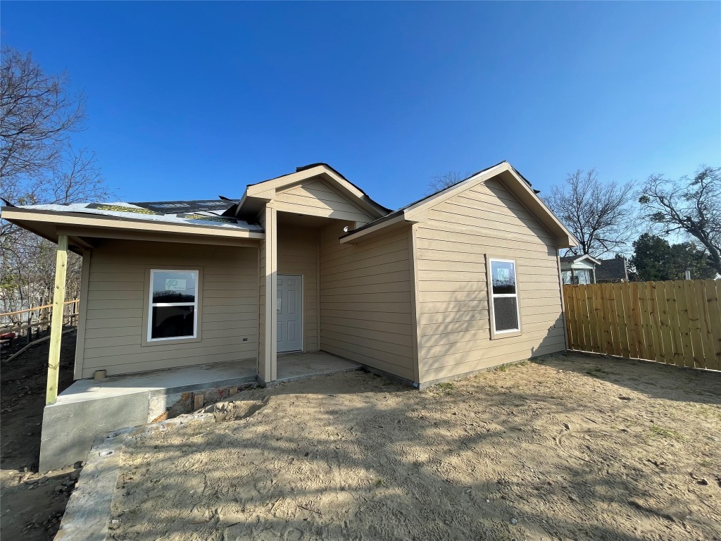 2918 Lee Avenue Fort Worth TX 76106