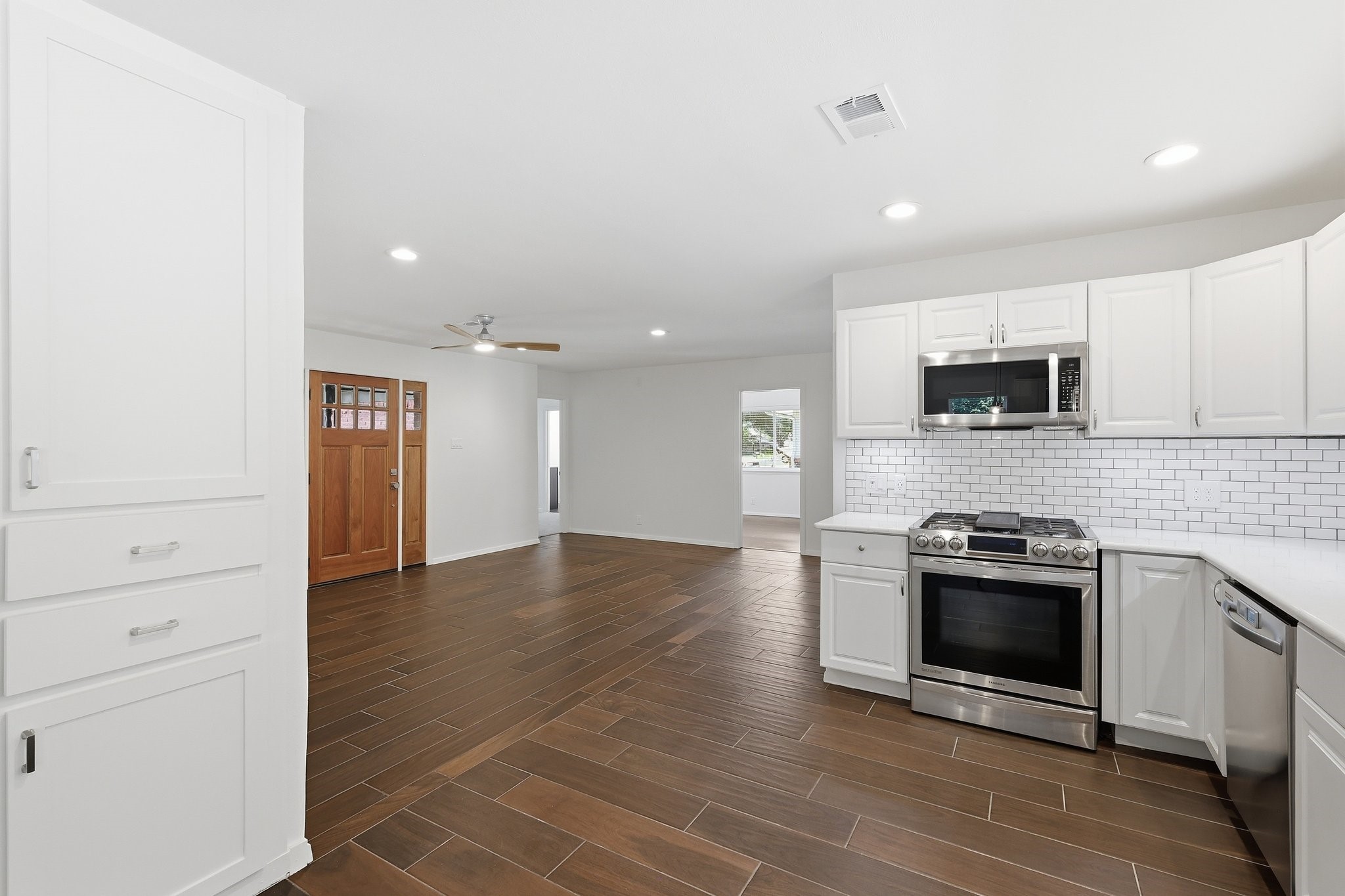 1113 Norwood Drive Hurst TX 76053