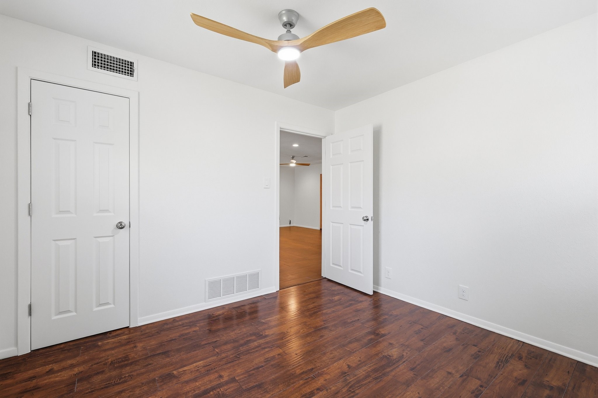1113 Norwood Drive Hurst TX 76053