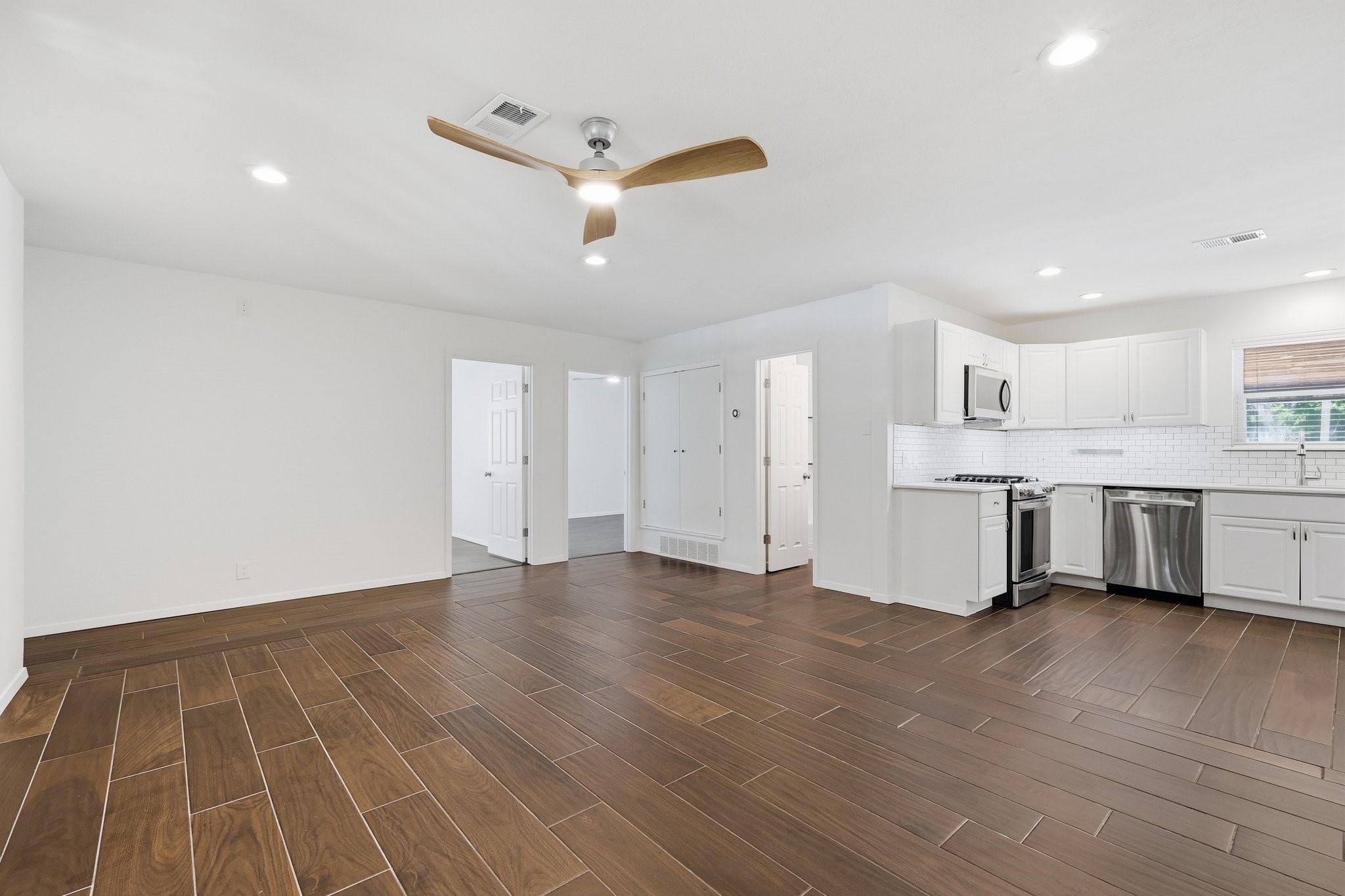 1113 Norwood Drive Hurst TX 76053