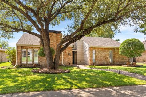 1924 Middle Glen Drive Carrollton TX 75007
