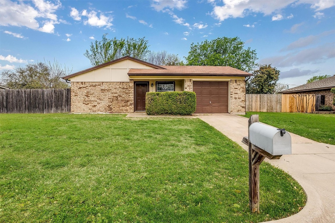 504 Black Oak Lane Burleson TX 76028