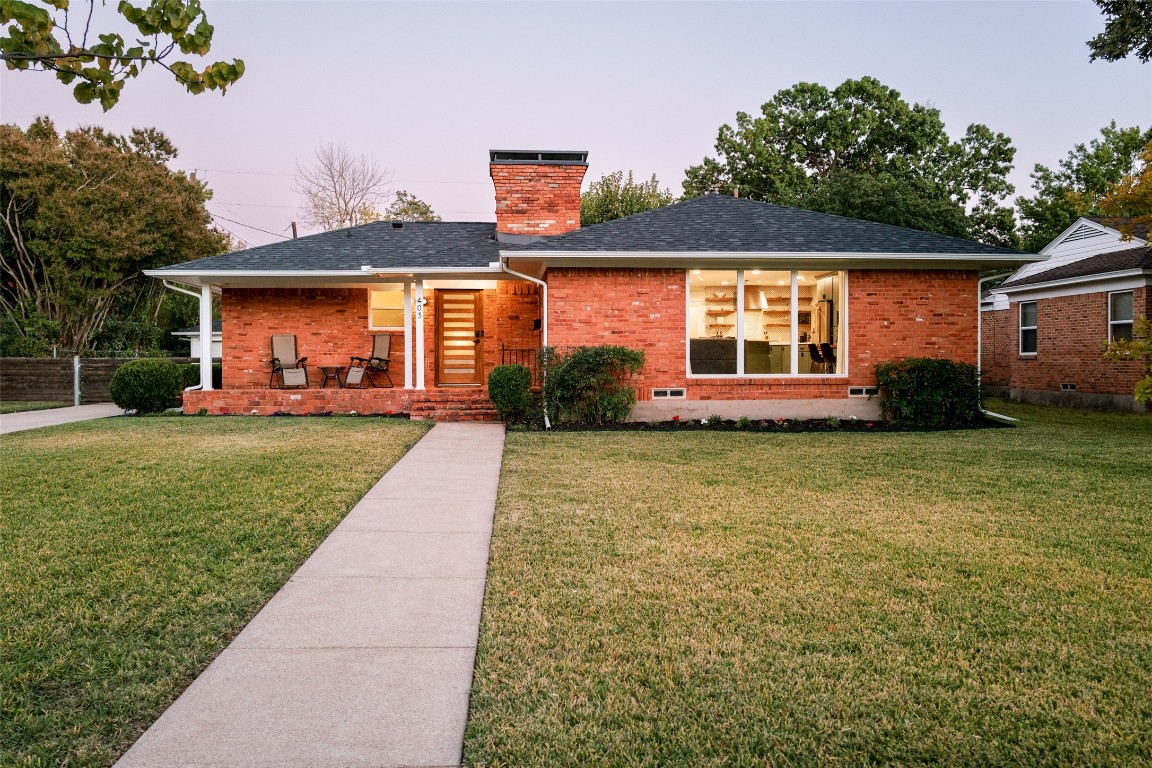 403 S Lois Lane Richardson TX 75081