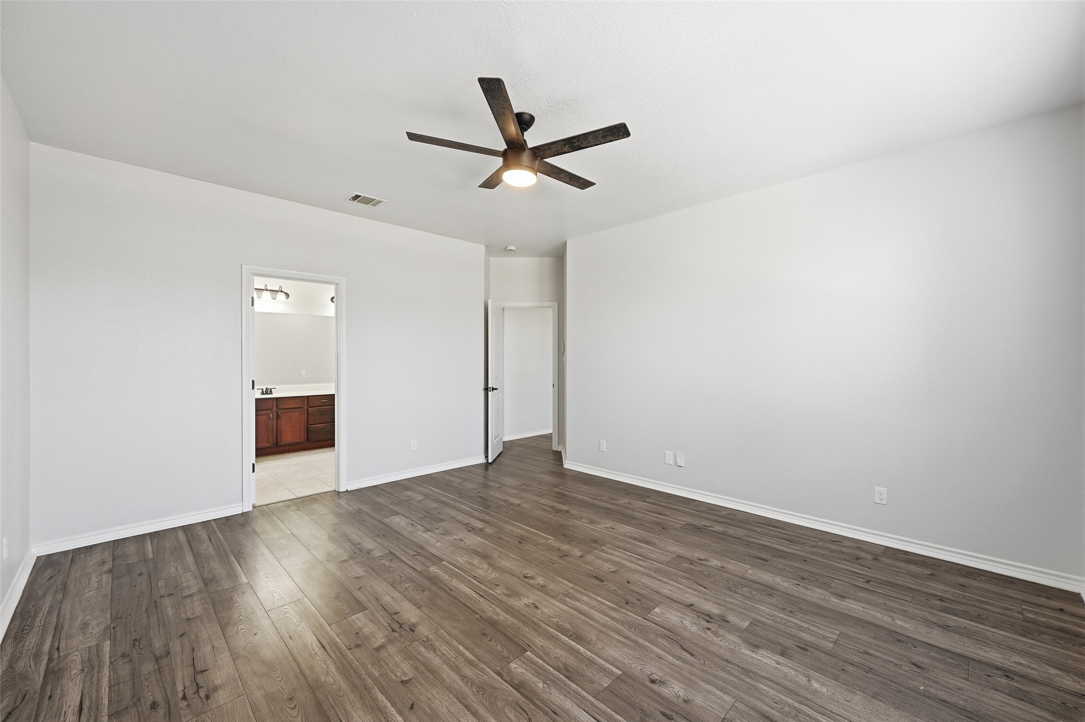851 Valley Ridge Road Burleson TX 76028