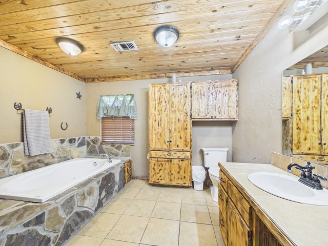 18253 Fm 3079 Chandler TX 75758