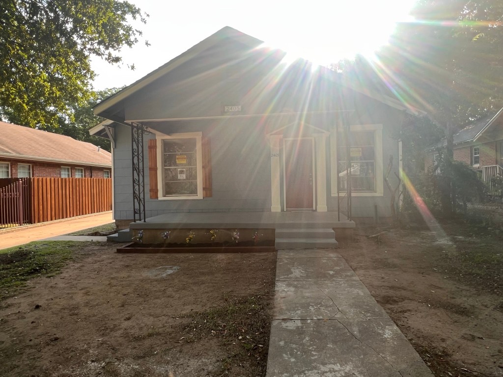 2405 Lincoln Avenue Fort Worth TX 76164