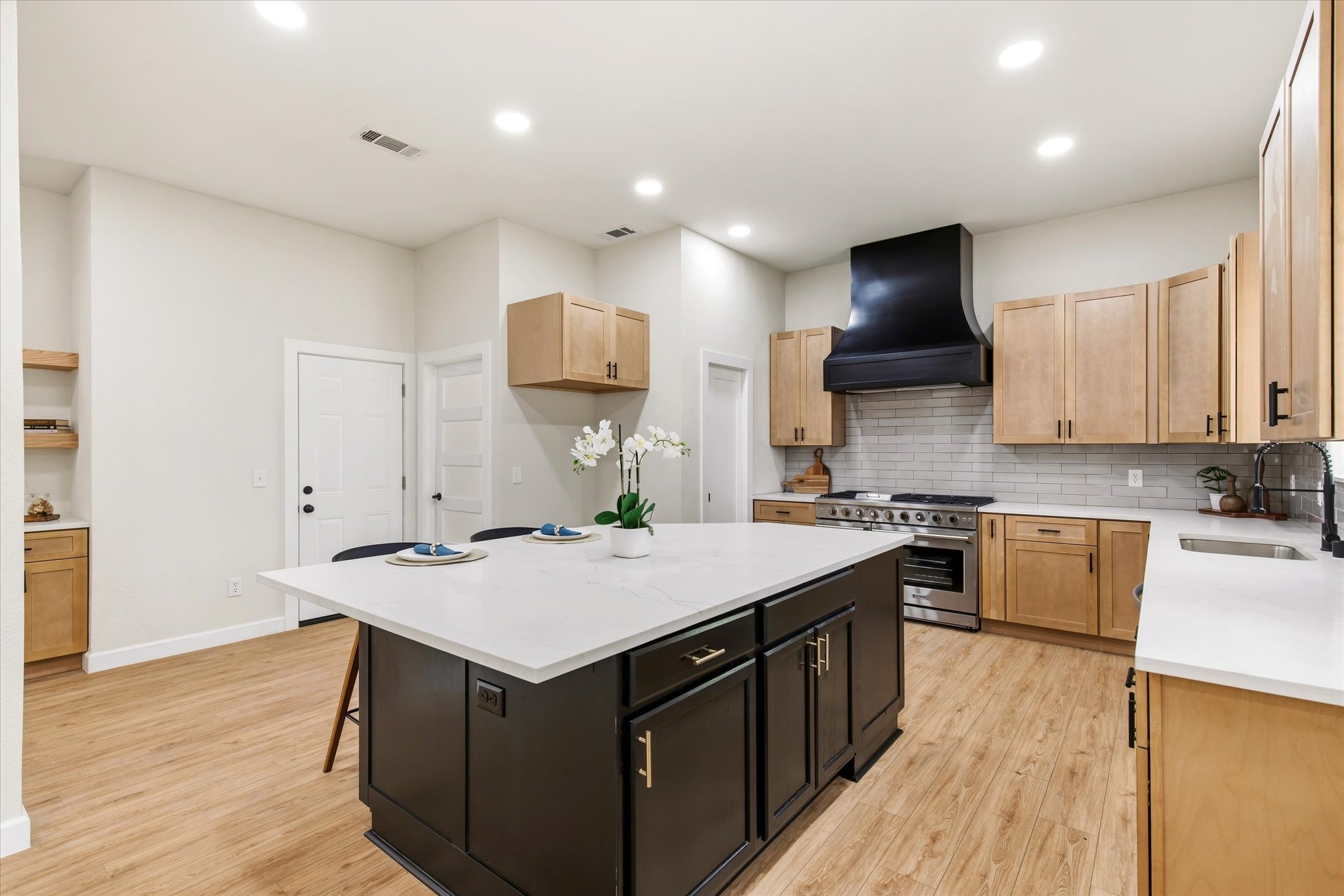 634 Meadowcrest Drive Highland Village TX 75077