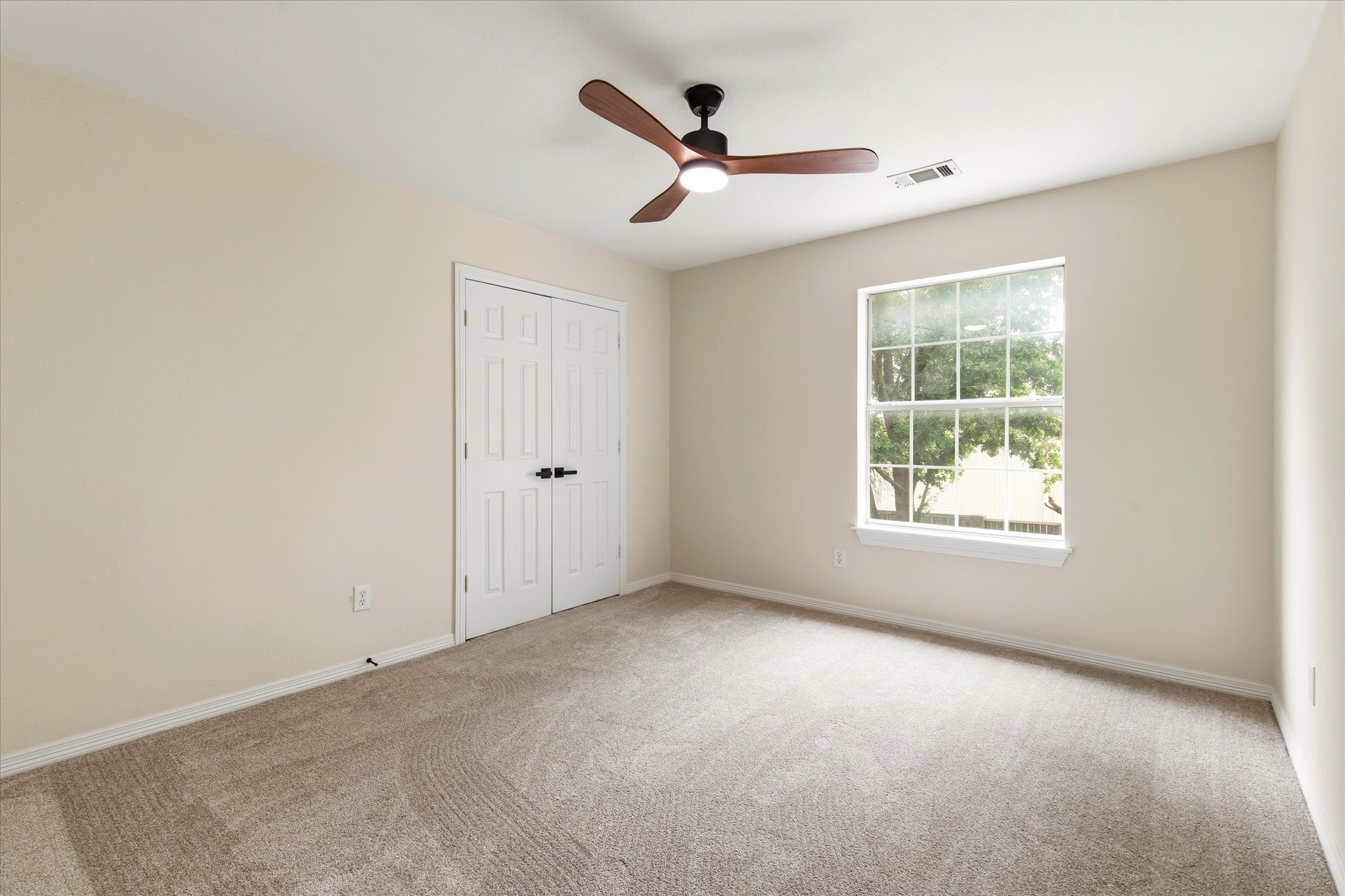 634 Meadowcrest Drive Highland Village TX 75077