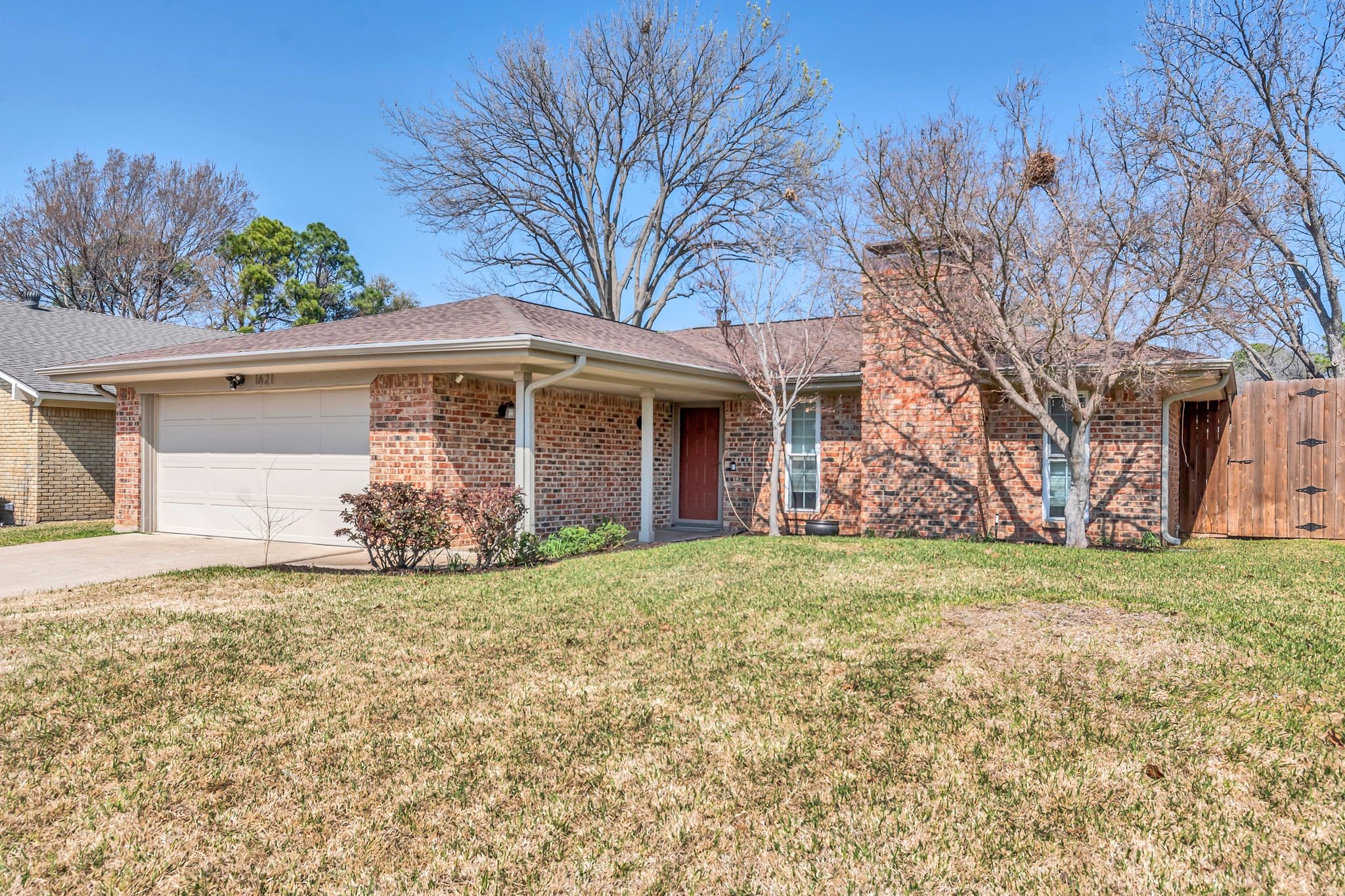 1621 Lexington Place Bedford TX 76022
