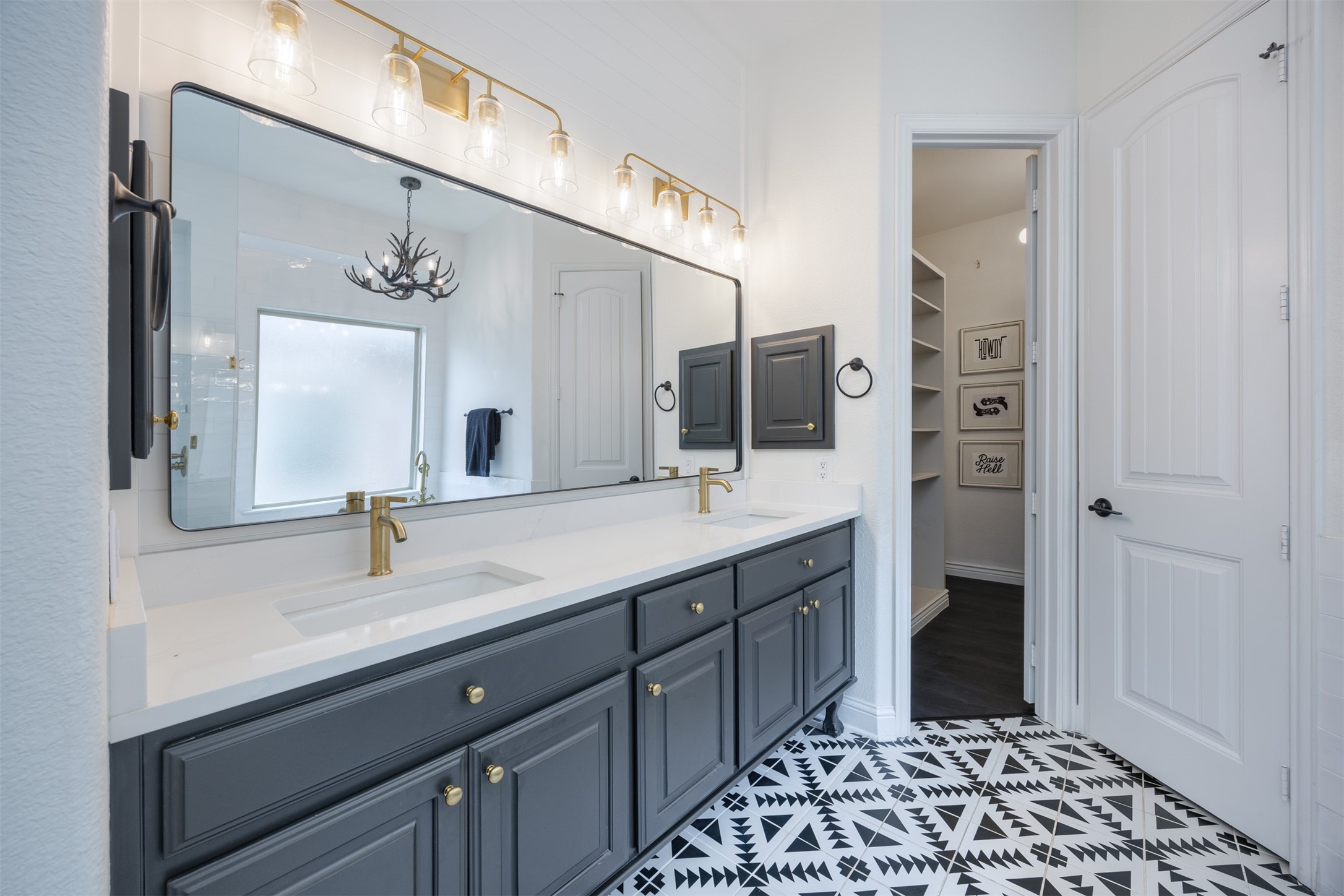 1200 Grant Avenue Lantana TX 76226