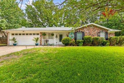 504 Judith Street Burleson TX 76028