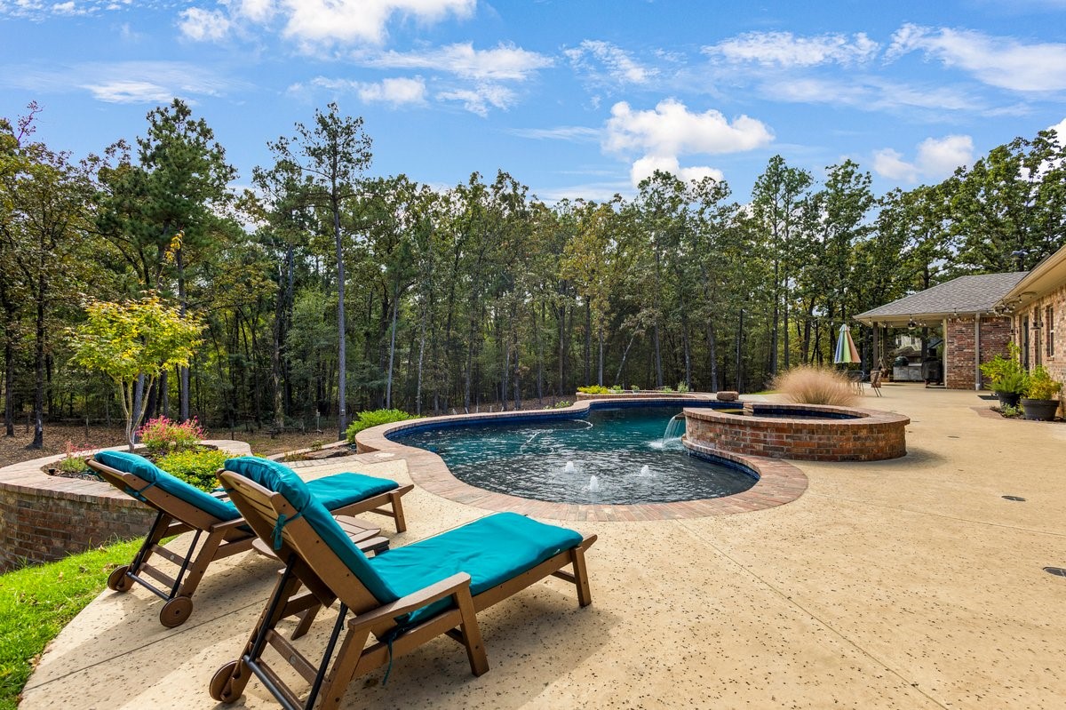 11727 County Road 168 Tyler TX 75703