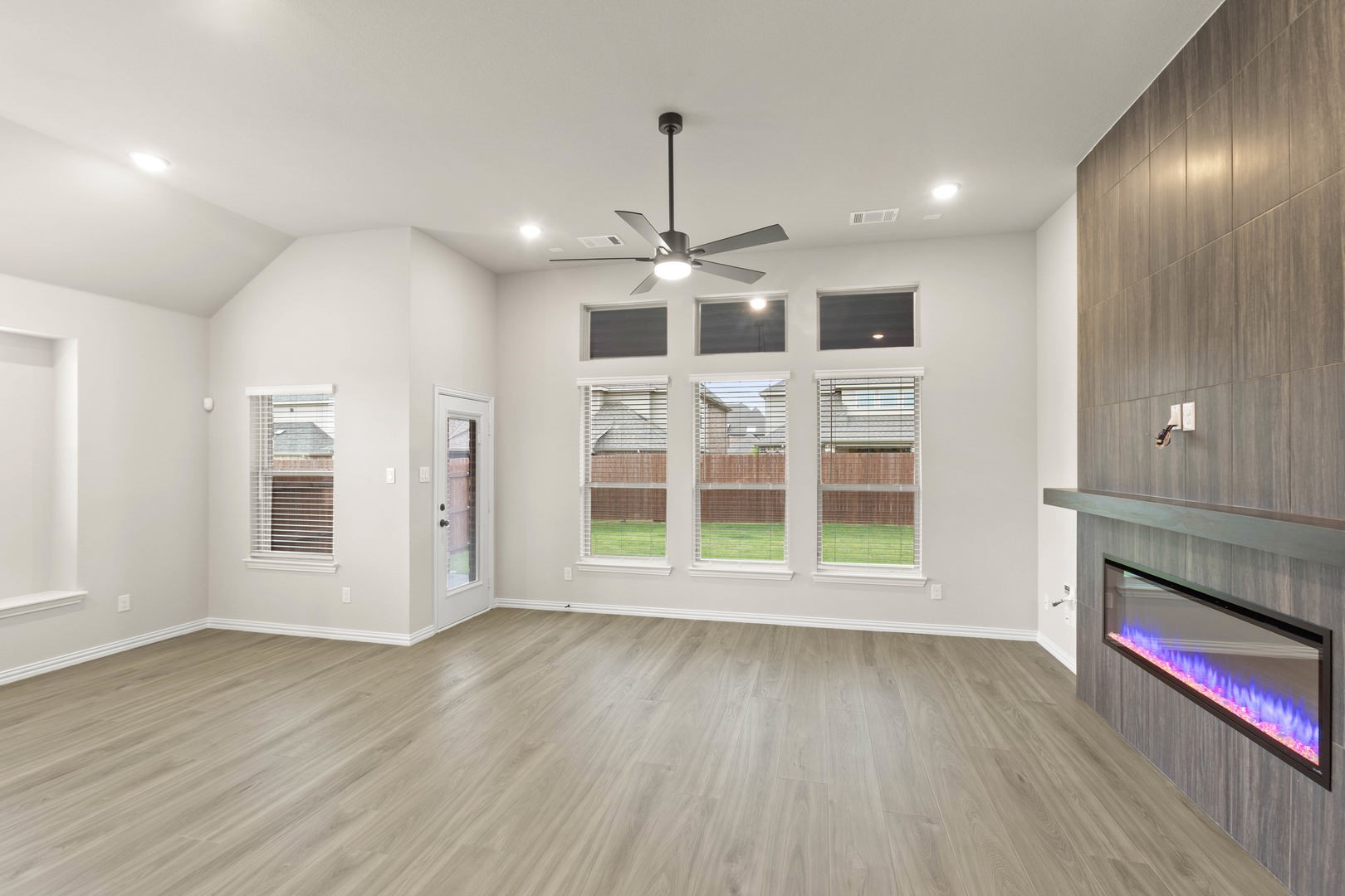 1315 Woodpecker Lane Mansfield TX 76063