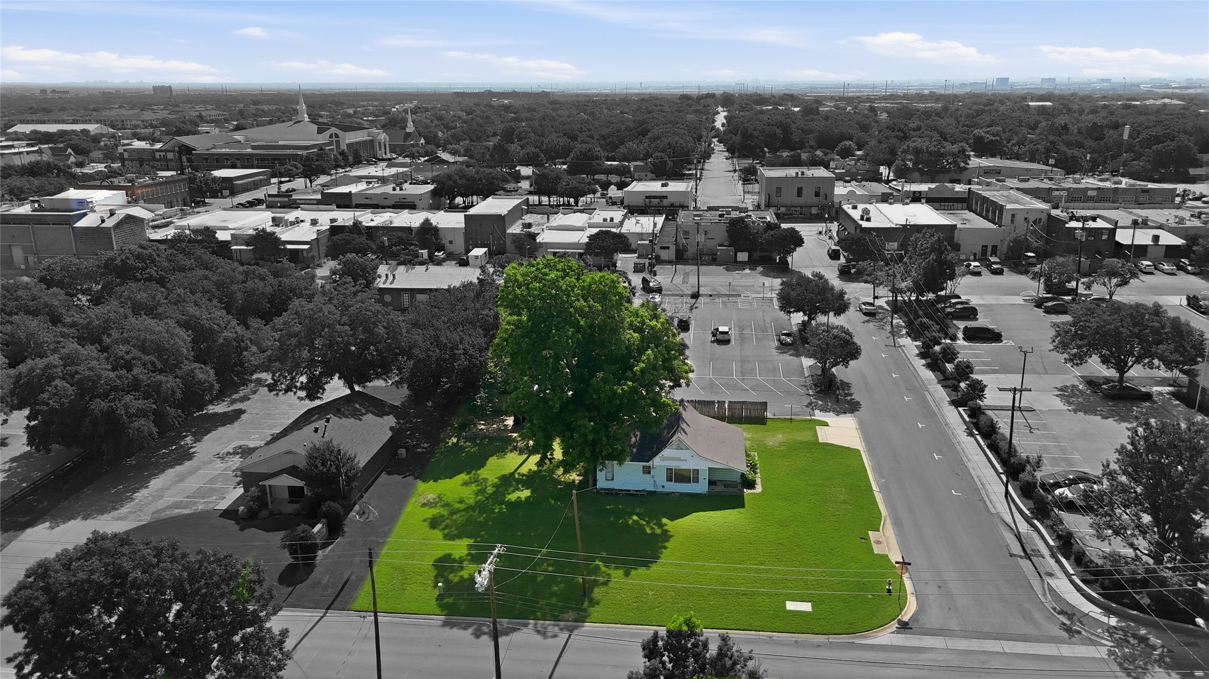 218 W Worth Street Grapevine TX 76051