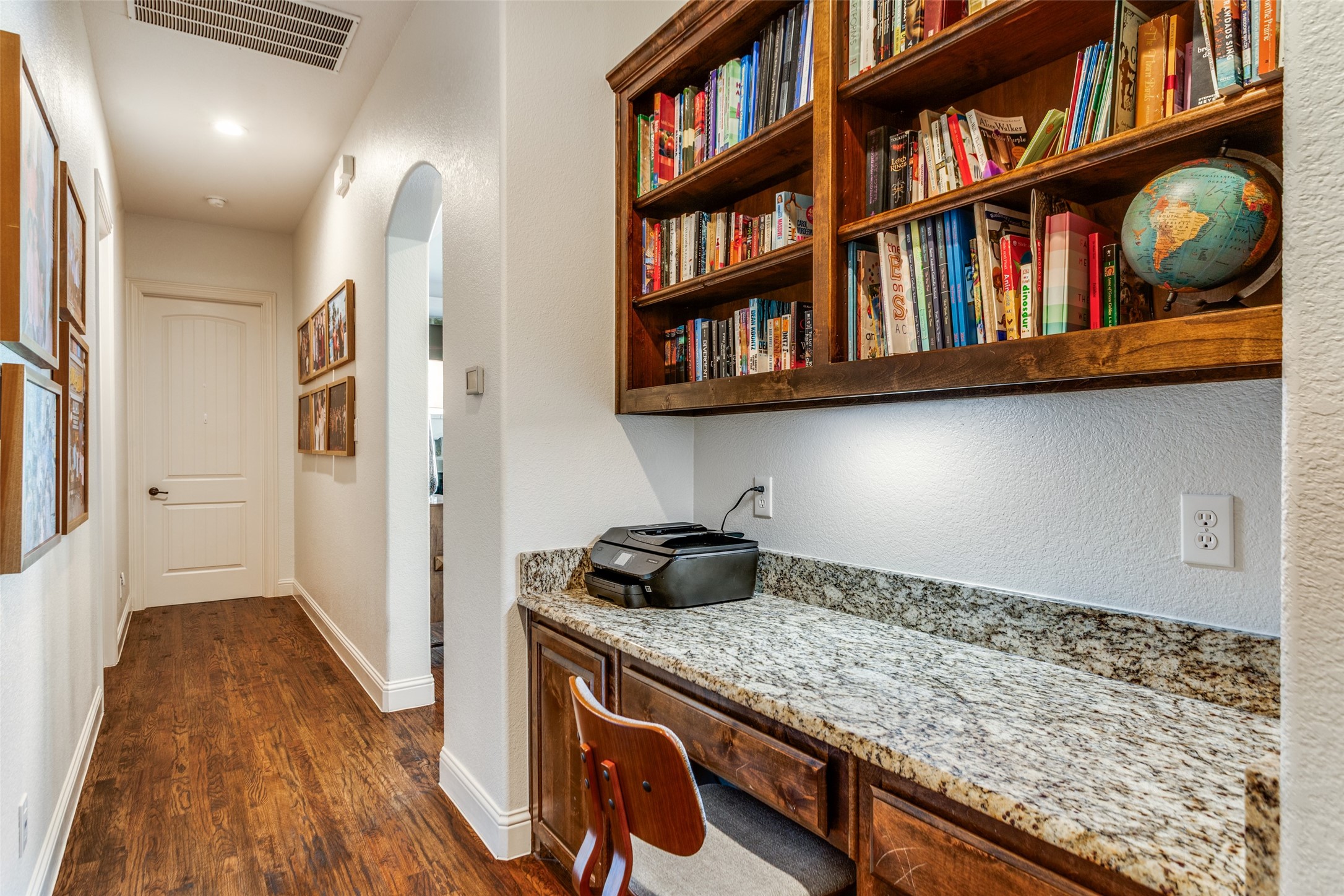 1036 Falcon Creek Drive Kennedale TX 76060