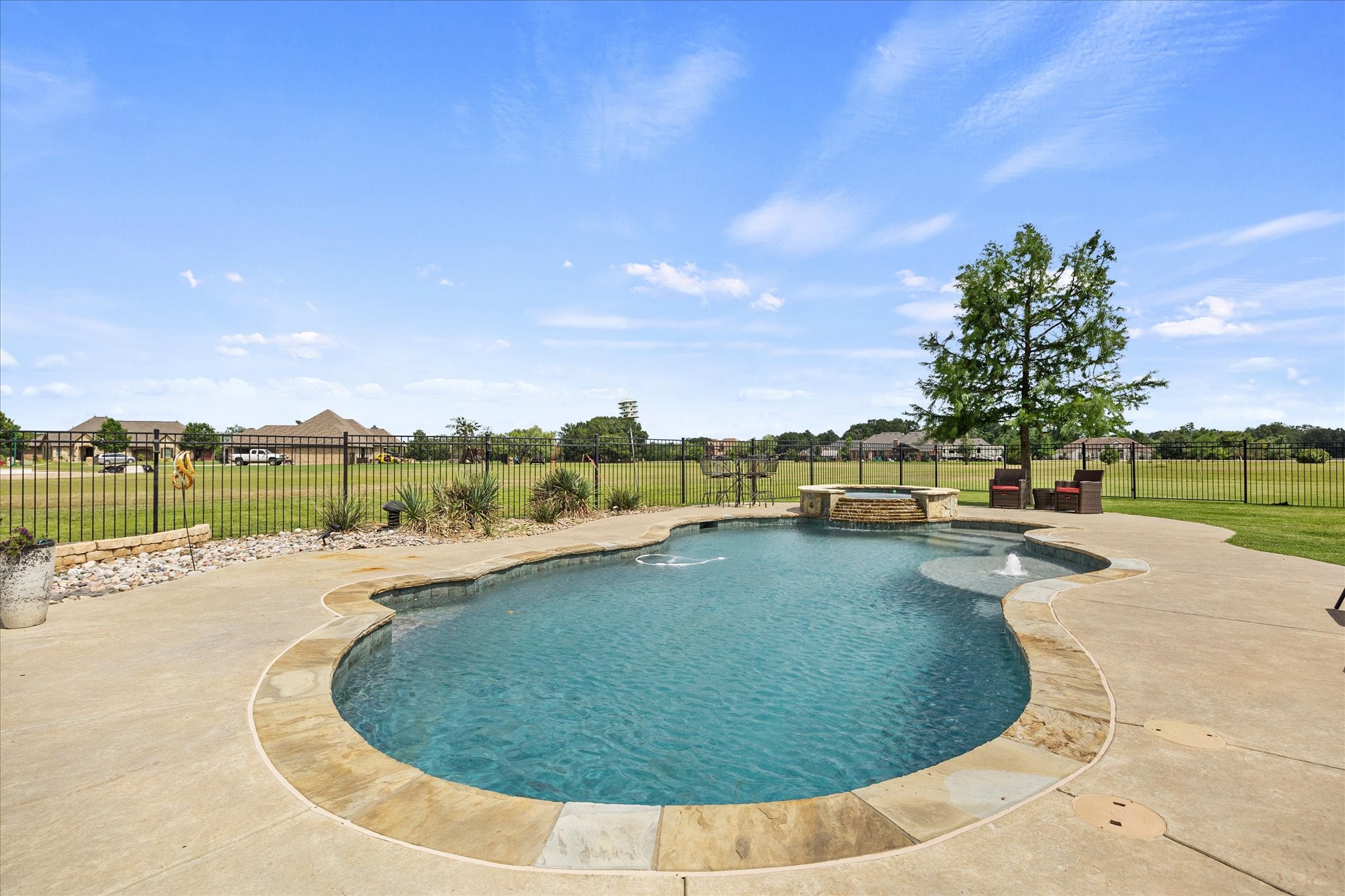 2033 Pin Oak Drive Kaufman TX 75142