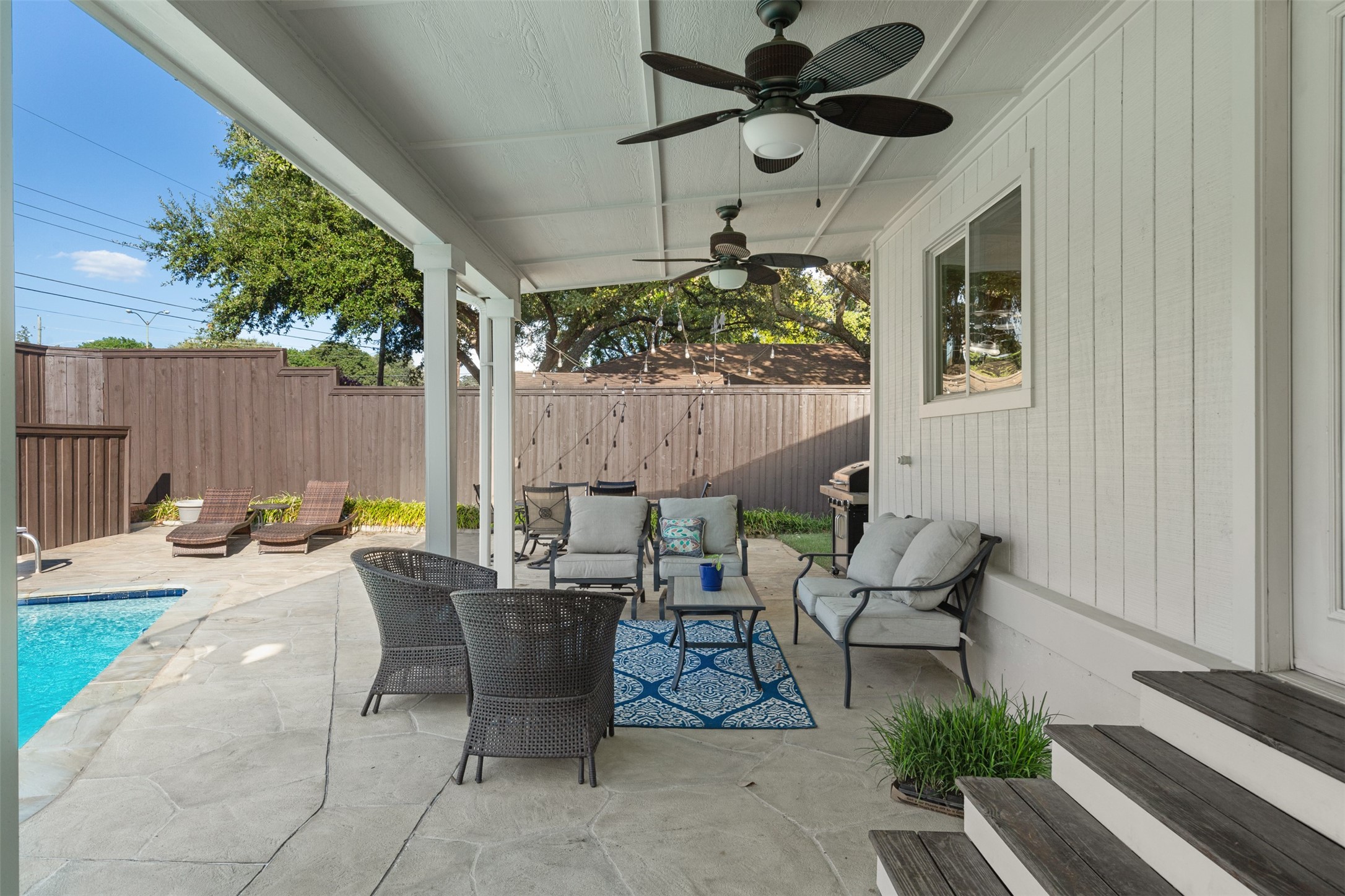 4147 Fawnhollow Drive Dallas TX 75244